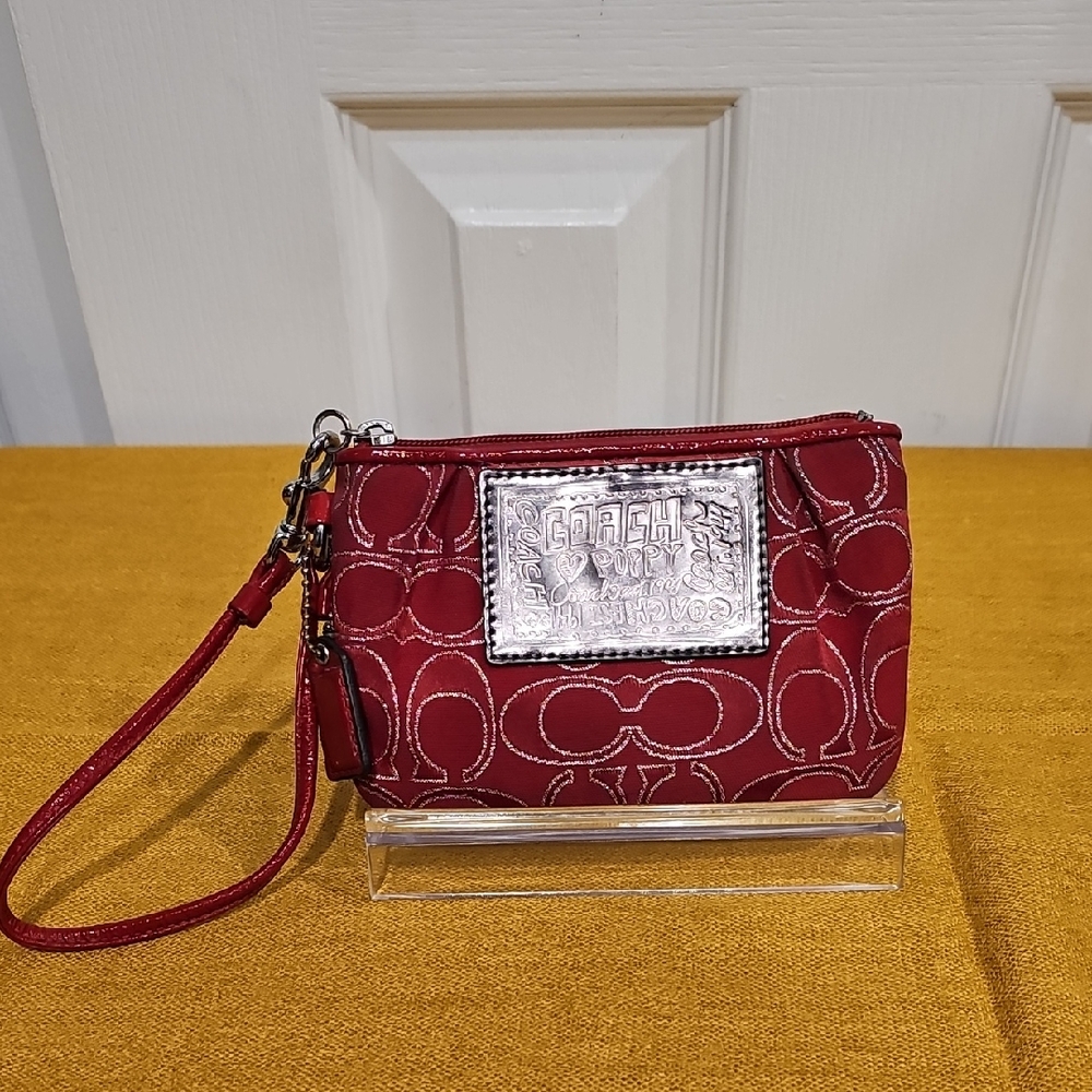 Coach POPPY Red and Silver Vintage Wristlet EUC - Picture 1 of 12